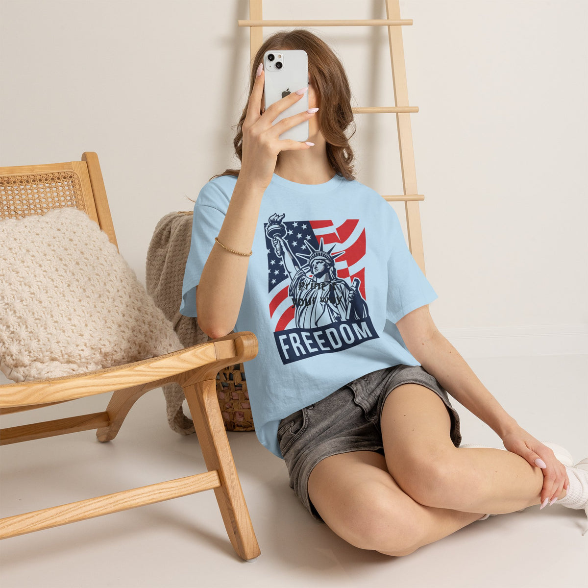 Freedom Statue T-Shirt — Patriotic USA Flag Tee (Statue of Liberty Design)