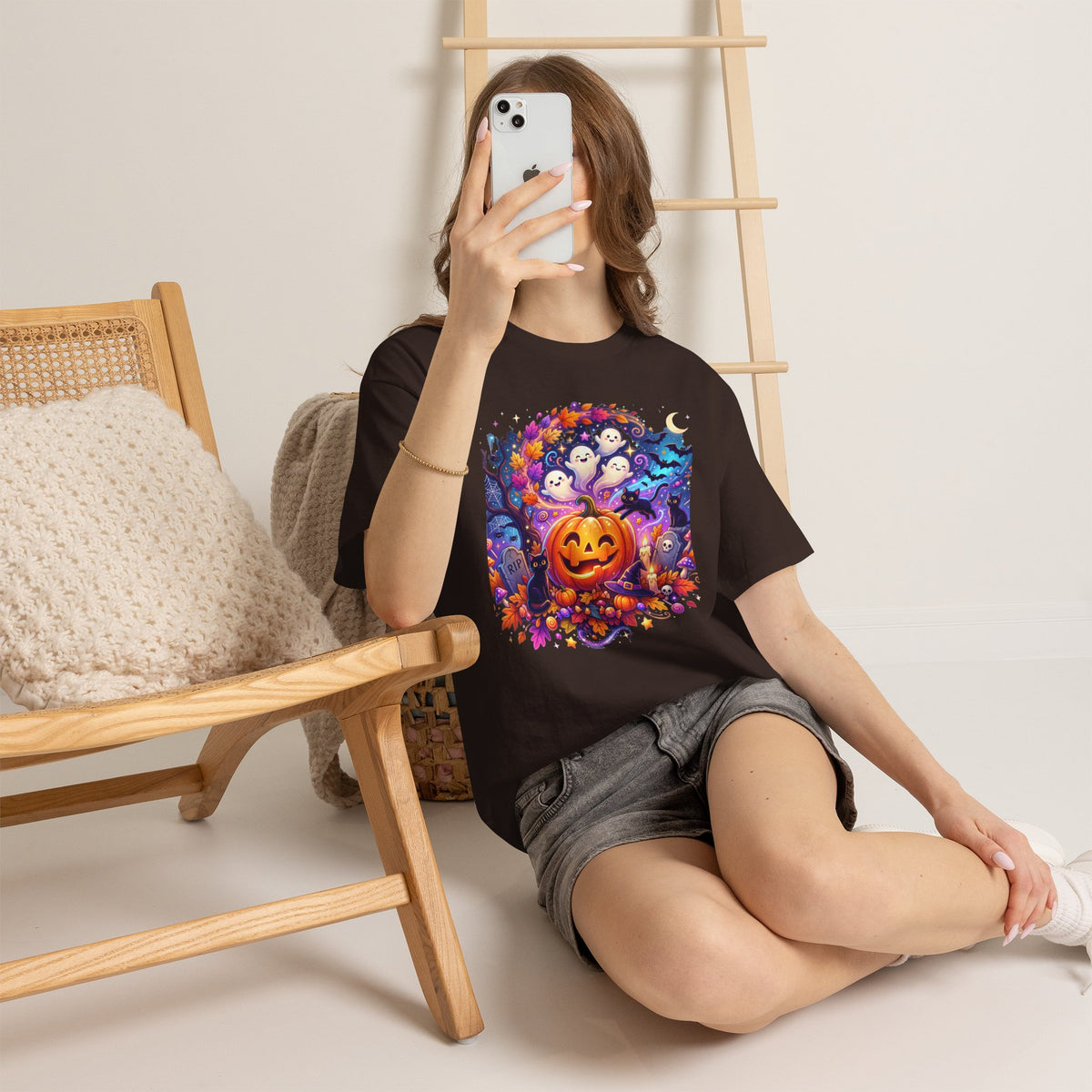 Halloween Pumpkin & Ghosts T-Shirt — Cute Spooky Jack-O'-Lantern Tee
