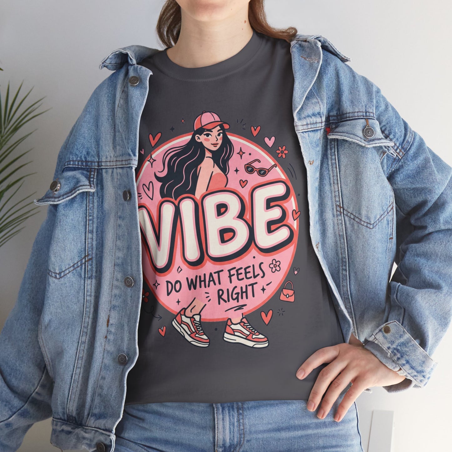 Vibe Girl Graphic Tee — “VIBE: Do What Feels Right” Cute Pink Streetwear T‑Shirt