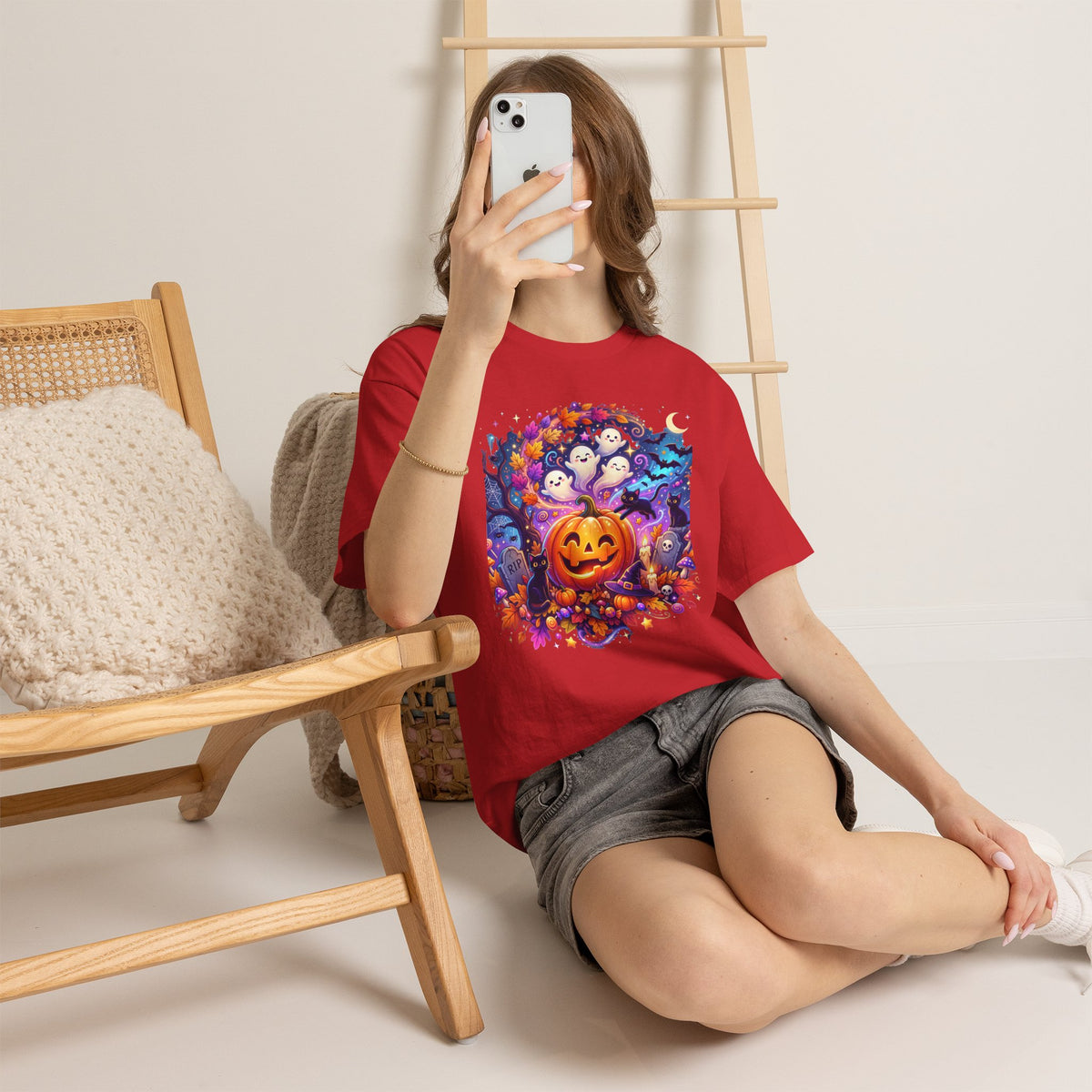 Halloween Pumpkin & Ghosts T-Shirt — Cute Spooky Jack-O'-Lantern Tee