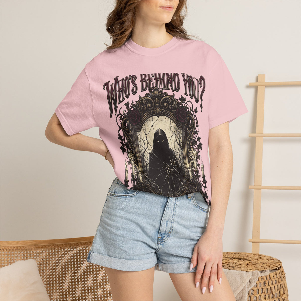 Who's Behind You? Gothic Grim Reaper T-Shirt