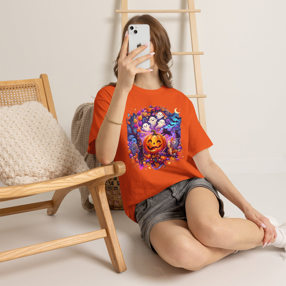 Halloween Pumpkin & Ghosts T-Shirt — Cute Spooky Jack-O'-Lantern Tee
