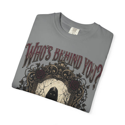 Who's Behind You? Gothic Grim Reaper T-Shirt