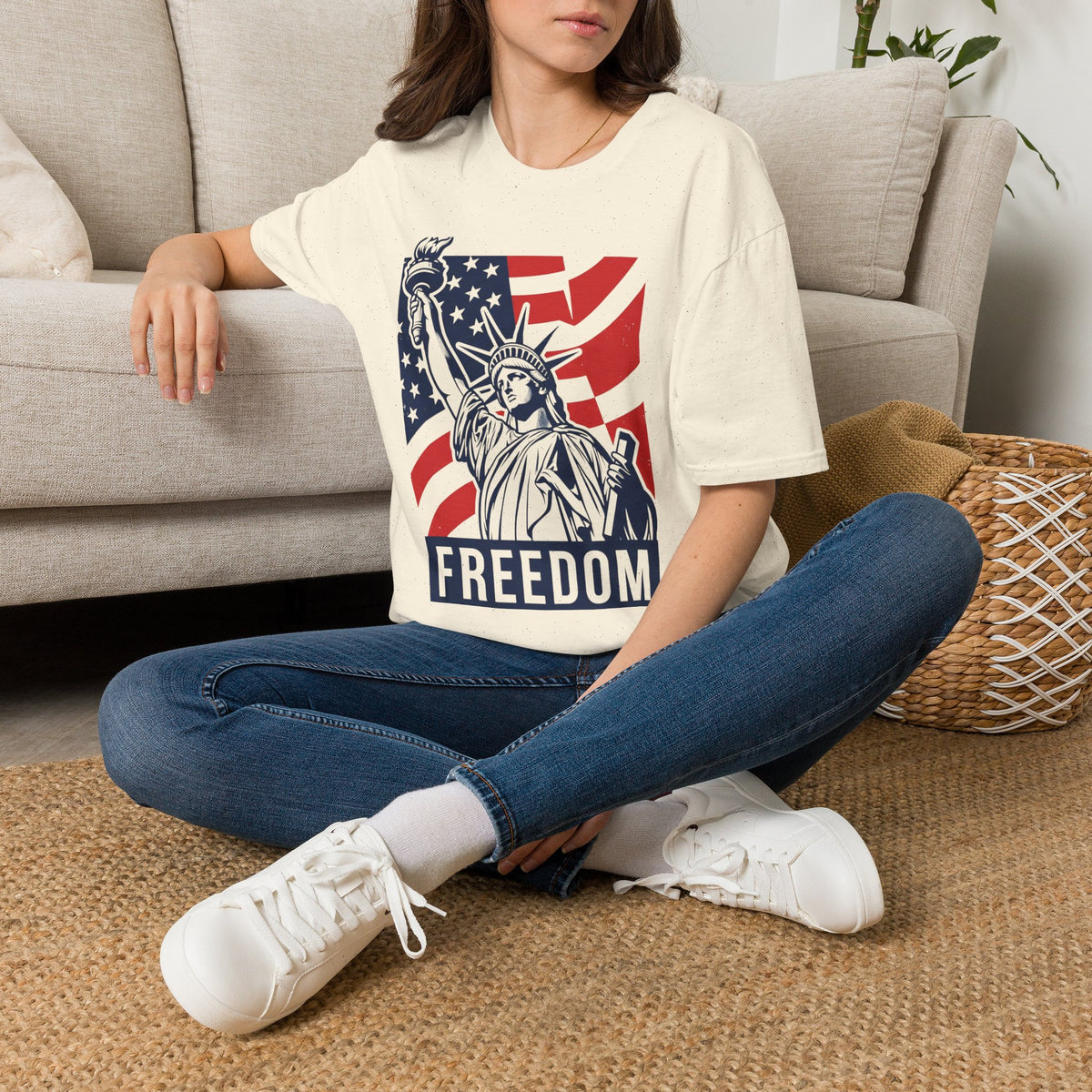 Statue of Liberty 'Freedom' T‑Shirt — American Flag Patriotic Tee